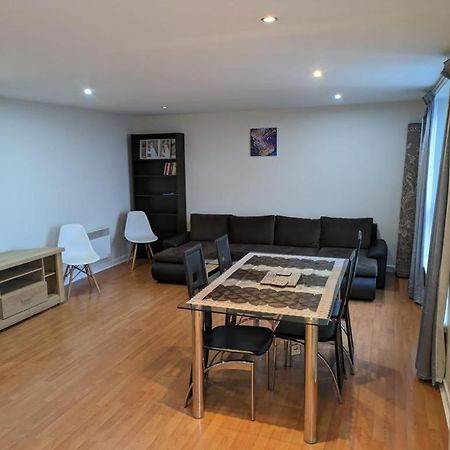 Modern 2 Bed Apartment With Stunning Seaside View EDI Buitenkant foto
