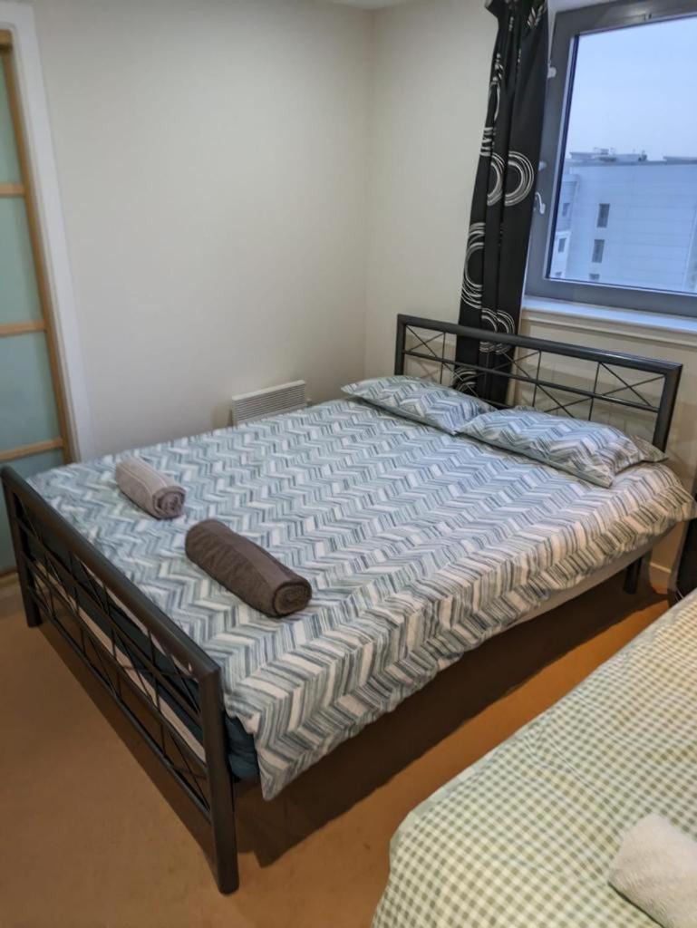 Modern 2 Bed Apartment With Stunning Seaside View EDI Buitenkant foto